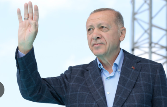 Erdogan conducts  pincer  movement to discredit CHP-held municipalities